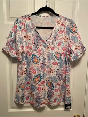 Rapbin Women's Paisley V-Neck Short Sleeve Top - White with Pink & Blue…size L